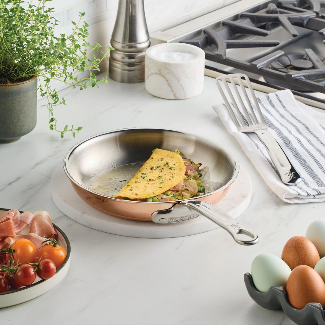 CopperBond Aura 8.5-inch skillet cookware