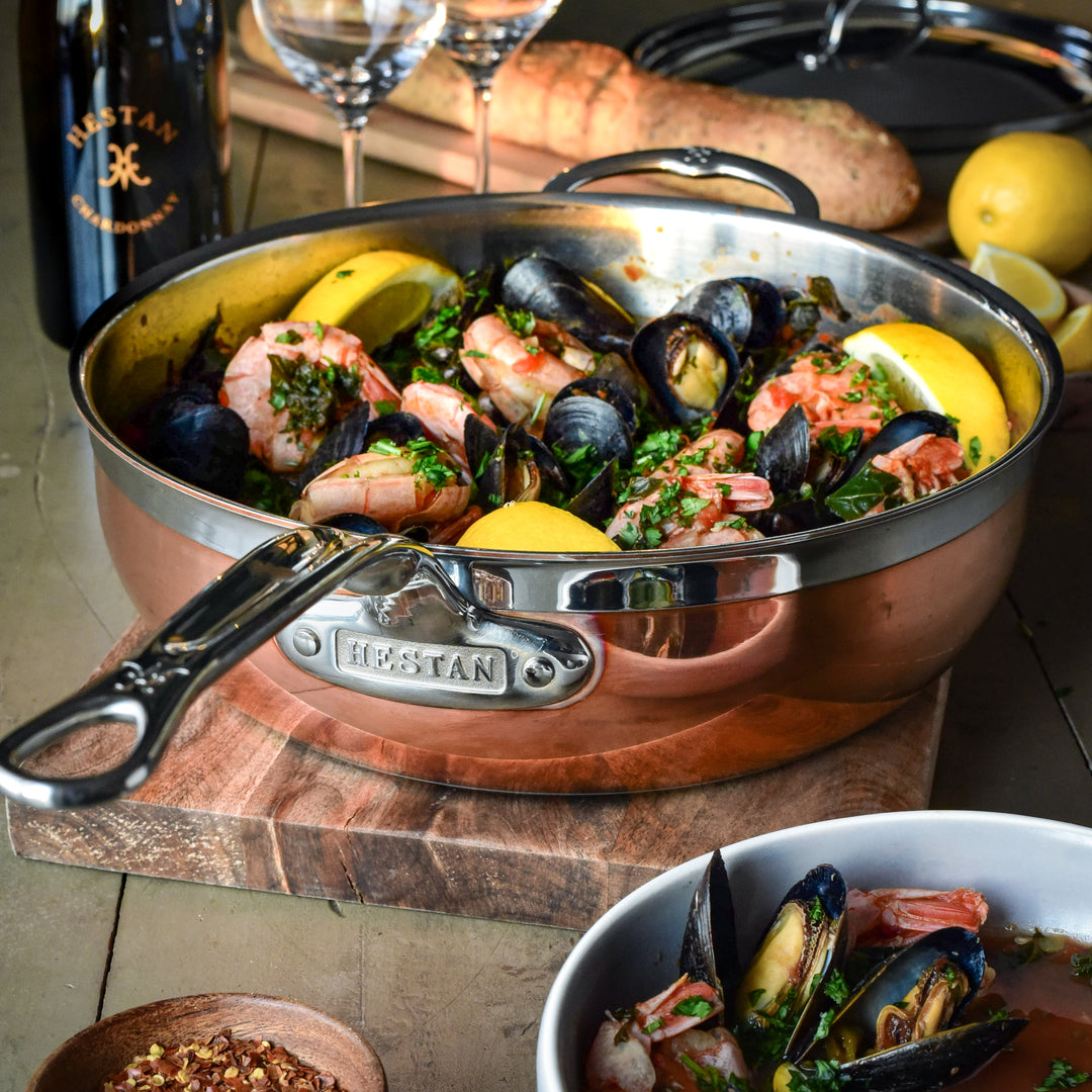 5 quart copperbond essential pan with mussels and shrimp