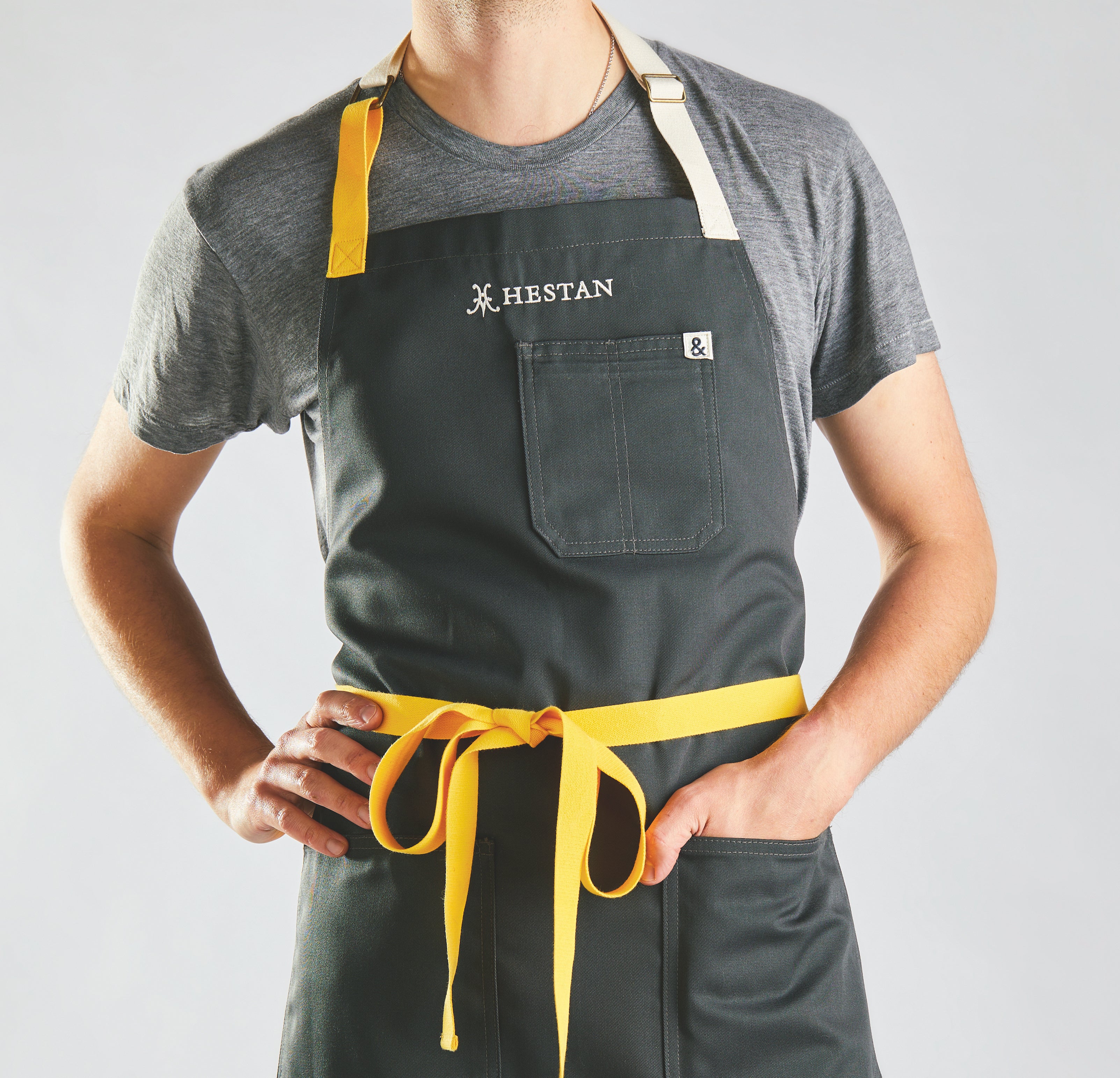 ヘヨン　HEYON　新品タグ付き　 pepper gilet / black Rifle-Paper-Co-Meadow-Black-